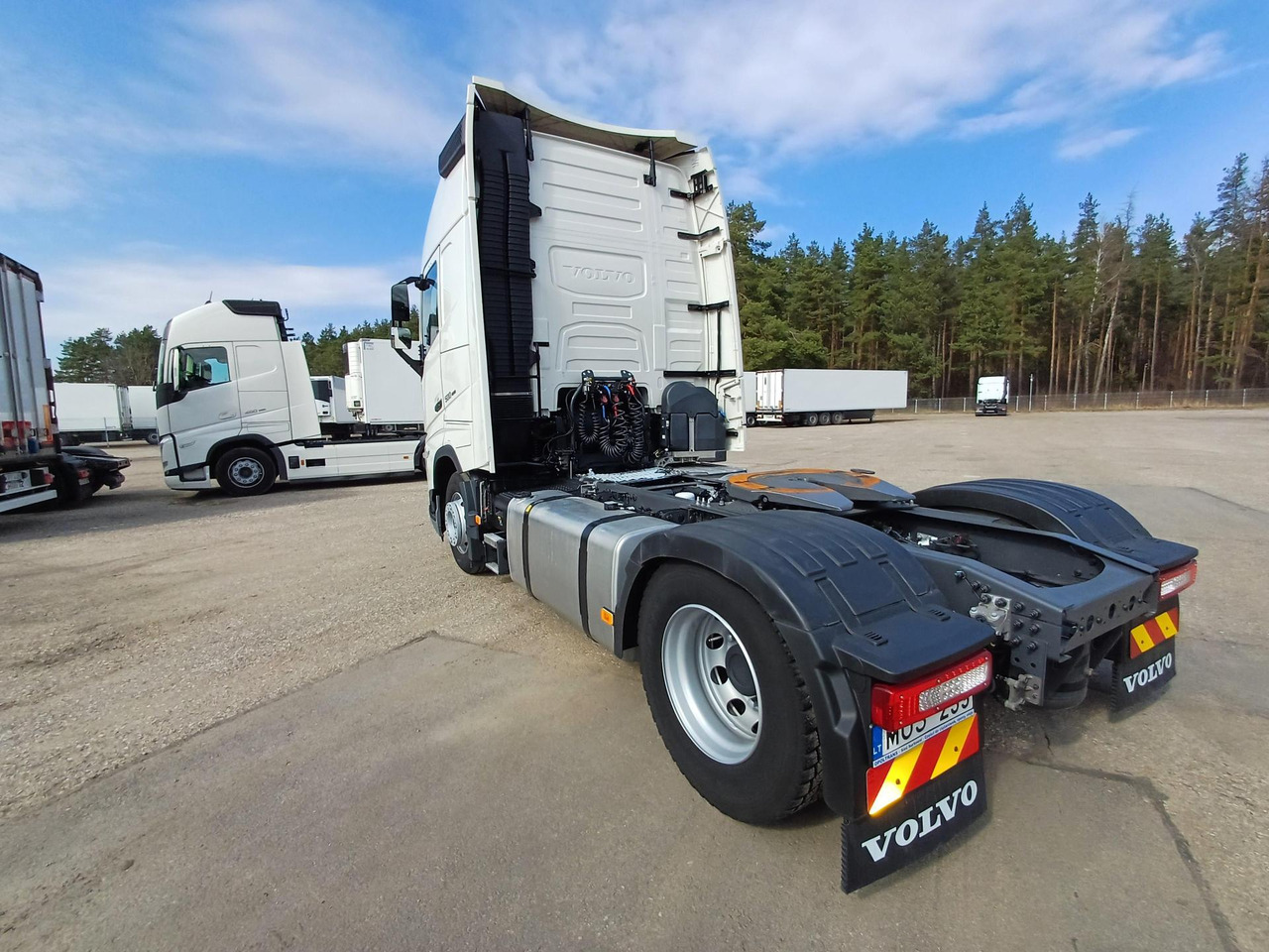 2023 Volvo FH 500 Globetrotter XL - Tractor unit: picture 5 2023 Volvo FH 500 Globetrotter XL - Tractor unit: picture 5
