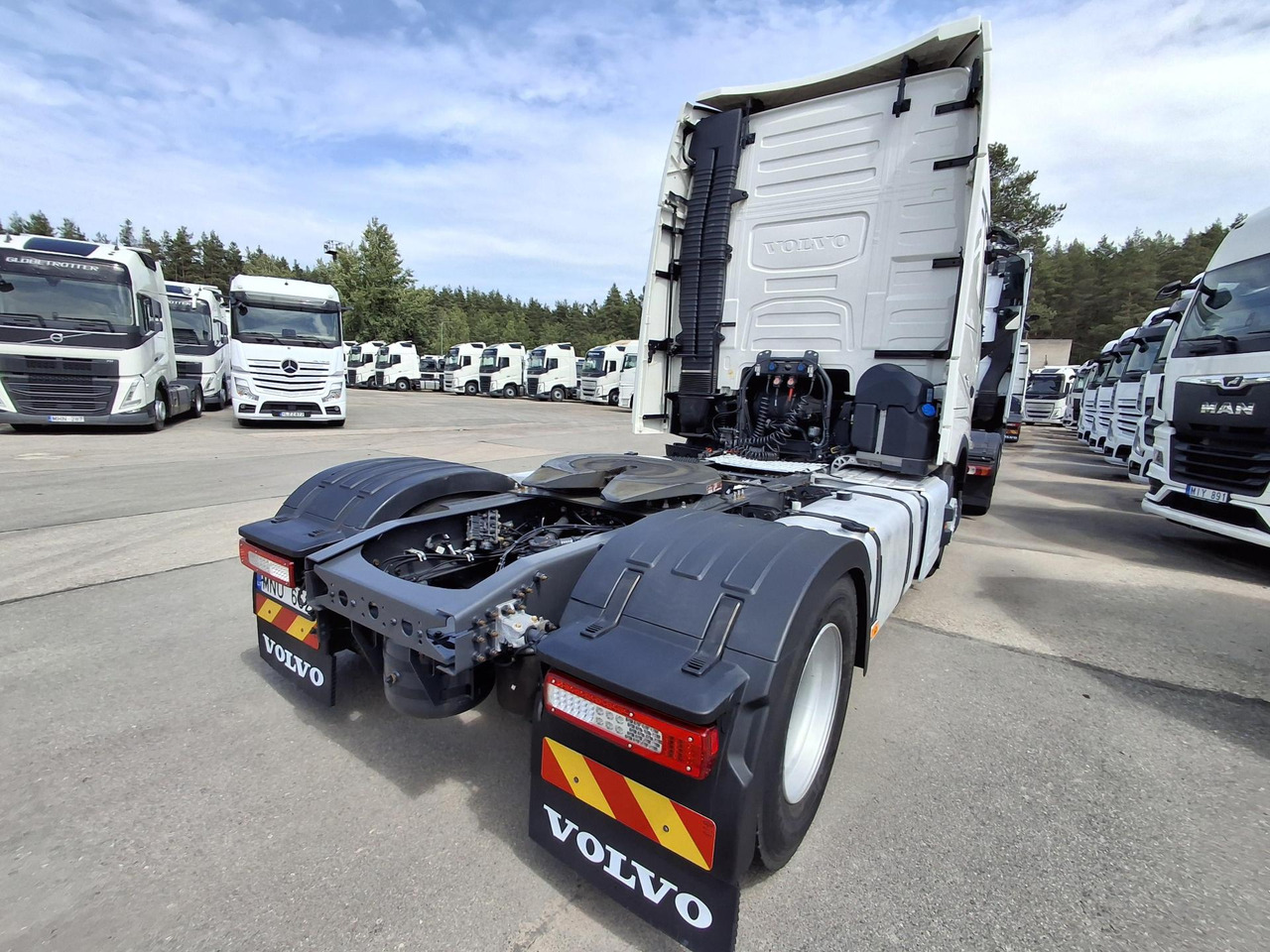 2023 Volvo FH 500 Globetrotter XL - Tractor unit: picture 3 2023 Volvo FH 500 Globetrotter XL - Tractor unit: picture 3