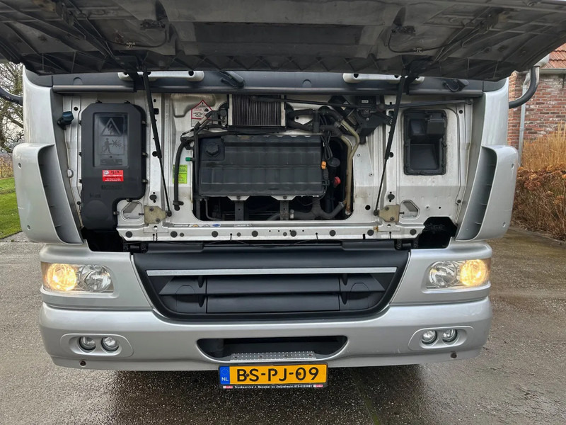 DAF CF 65.250 / NL TRUCK / EURO4 / CURTAINSIDE / SLIDING ROOF / TAILLIFT / NEW TÜV - Curtain side truck: picture 4 DAF CF 65.250 / NL TRUCK / EURO4 / CURTAINSIDE / SLIDING ROOF / TAILLIFT / NEW TÜV - Curtain side truck: picture 4