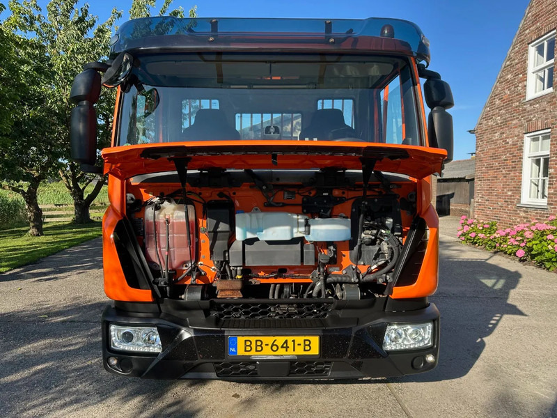 Iveco EuroCargo 80 -160L / EURO 6 / WINCH / ALU RAMPS - Car transporter truck: picture 3 Iveco EuroCargo 80 -160L / EURO 6 / WINCH / ALU RAMPS - Car transporter truck: picture 3