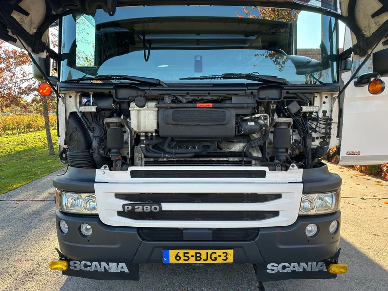 Scania P280 / NL TRUCK / EURO 6 / FULL AIR / CARRIER SUPRA 1250 / TOPCONDITION / LIFT+DOORS - Refrigerated truck: picture 3 Scania P280 / NL TRUCK / EURO 6 / FULL AIR / CARRIER SUPRA 1250 / TOPCONDITION / LIFT+DOORS - Refrigerated truck: picture 3