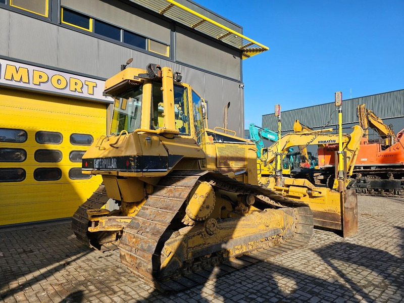 Caterpillar 6DN * Low Hours / Full Topcon GPS * - Bulldozer: picture 5 Caterpillar 6DN * Low Hours / Full Topcon GPS * - Bulldozer: picture 5