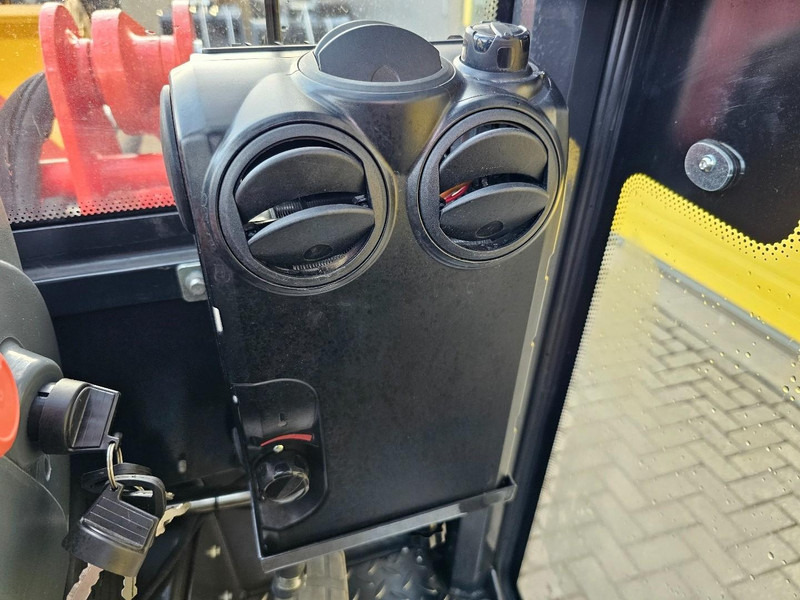 Wheel loader Heracles H280: picture 17