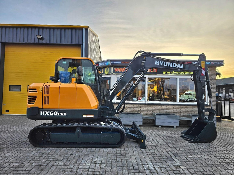 Mini excavator Hyundai HX60PRO: picture 6 Mini excavator Hyundai HX60PRO: picture 6
