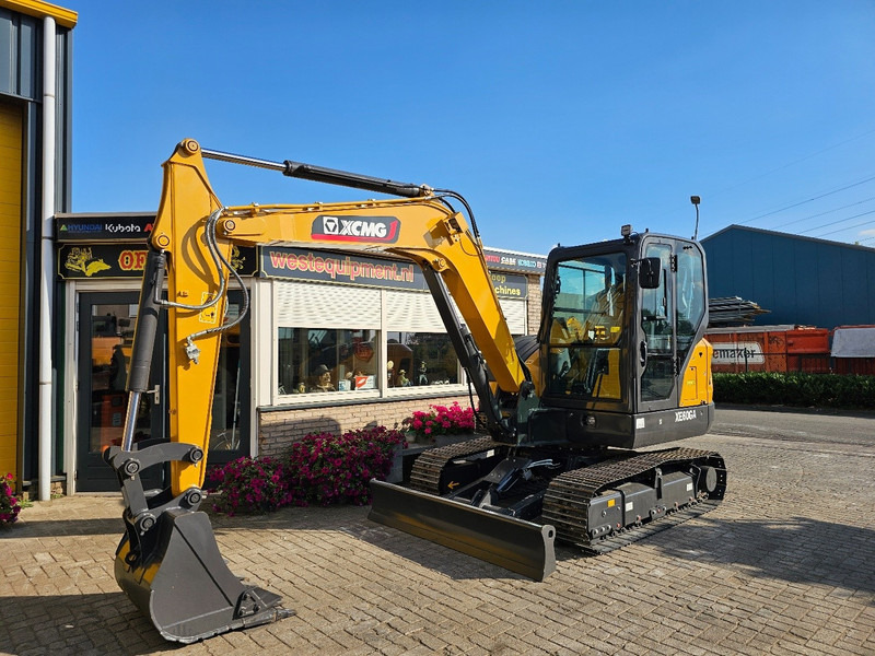 XCMG XE60GA - Mini excavator: picture 2 XCMG XE60GA - Mini excavator: picture 2