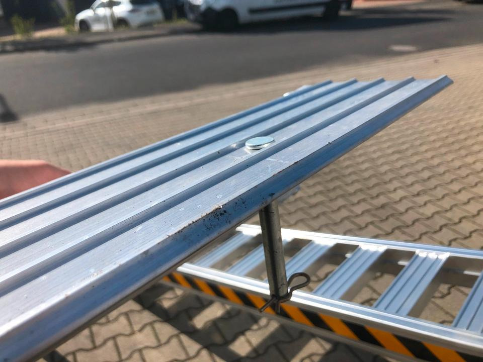 Loading ramp Alurampen Satz 3,50m 4000KG Minibagger Minilader Quad Auffahrrampe *INKL.19% MWST*: picture 7 Loading ramp Alurampen Satz 3,50m 4000KG Minibagger Minilader Quad Auffahrrampe *INKL.19% MWST*: picture 7
