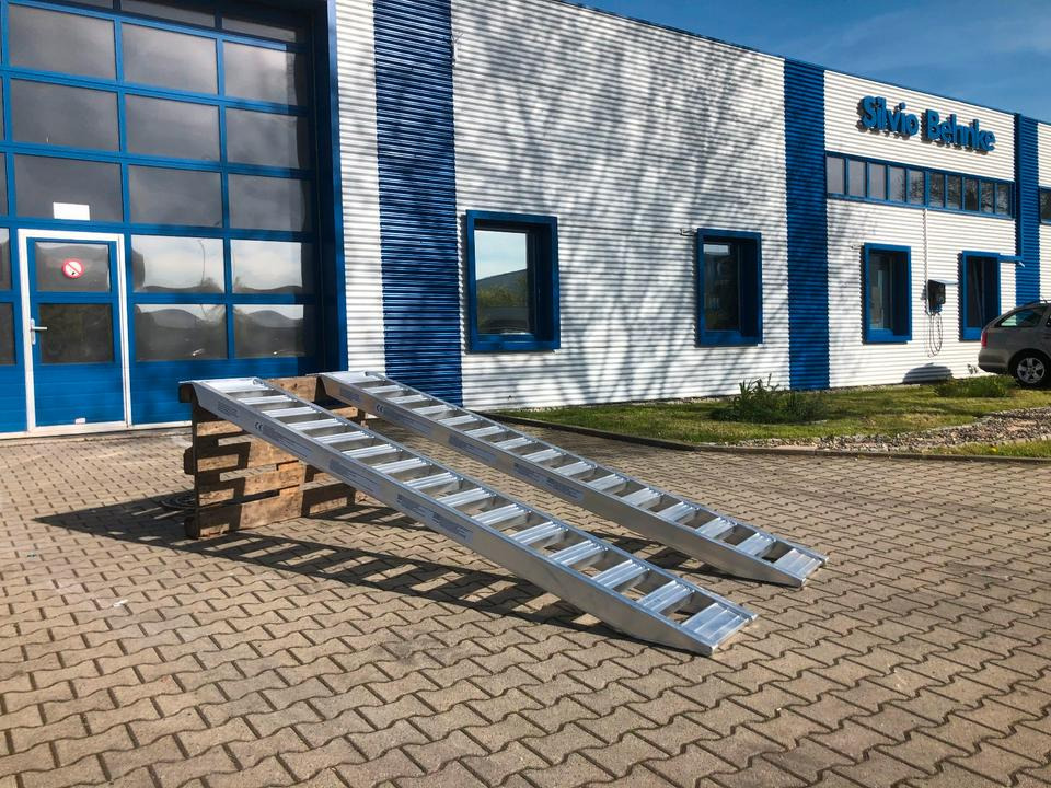 Alurampen Satz 3m 3000KG Minibagger Minilader Quad Auffahrrampe *INKL.19% MWST* - Loading ramp: picture 4 Alurampen Satz 3m 3000KG Minibagger Minilader Quad Auffahrrampe *INKL.19% MWST* - Loading ramp: picture 4