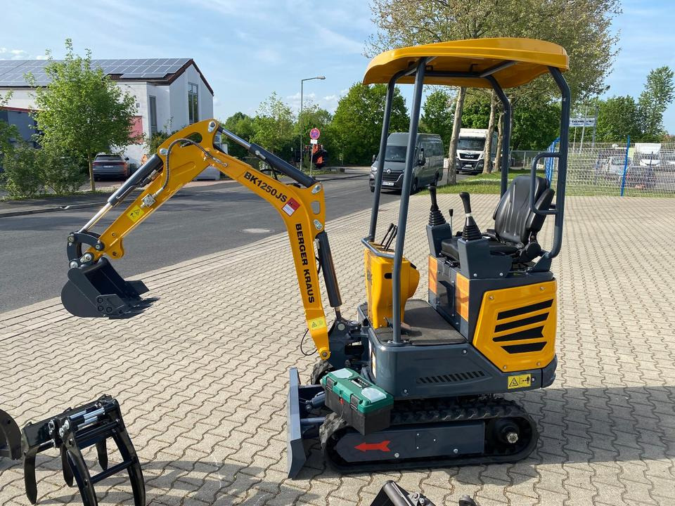 Minibagger BK1250JS + Zubehör *INKL.19% MWST*KUBOTA*BERGER KRAUS*JOYSTICK*SOFORT!* - Mini excavator: picture 5 Minibagger BK1250JS + Zubehör *INKL.19% MWST*KUBOTA*BERGER KRAUS*JOYSTICK*SOFORT!* - Mini excavator: picture 5