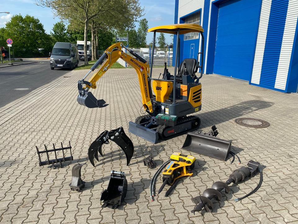Minibagger BK1250JS + Zubehör *INKL.19% MWST*KUBOTA*BERGER KRAUS*JOYSTICK*SOFORT!* - Mini excavator: picture 1 Minibagger BK1250JS + Zubehör *INKL.19% MWST*KUBOTA*BERGER KRAUS*JOYSTICK*SOFORT!* - Mini excavator: picture 1