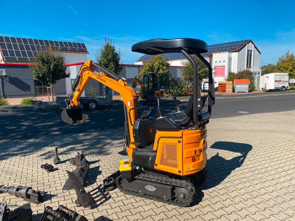 Minibagger BK1300JSR + Zubehör *INKL.19% MWST*BERGER KRAUS*KUBOTA*JOYSTICK*SCHENKWARM*SOFORT!* - Mini excavator: picture 4 Minibagger BK1300JSR + Zubehör *INKL.19% MWST*BERGER KRAUS*KUBOTA*JOYSTICK*SCHENKWARM*SOFORT!* - Mini excavator: picture 4