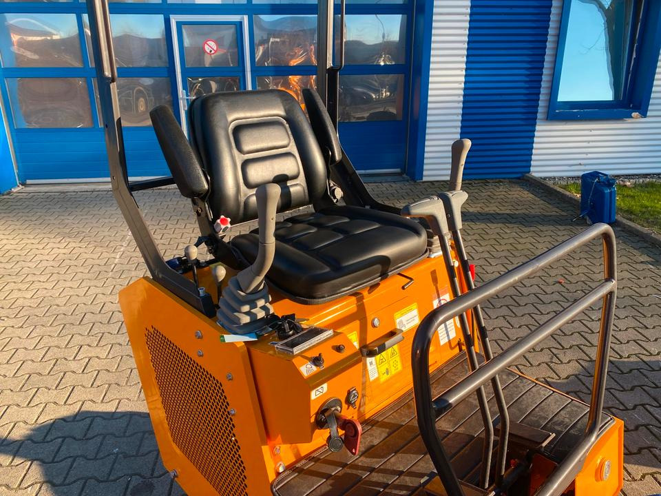 Minibagger BK1500JS + Zubehör *INKL.19% MWST*BERGER KRAUS*KUBOTA*JOYSTICK*ZUBEHÖRPAKET*SOFORT!* - Mini excavator: picture 5 Minibagger BK1500JS + Zubehör *INKL.19% MWST*BERGER KRAUS*KUBOTA*JOYSTICK*ZUBEHÖRPAKET*SOFORT!* - Mini excavator: picture 5
