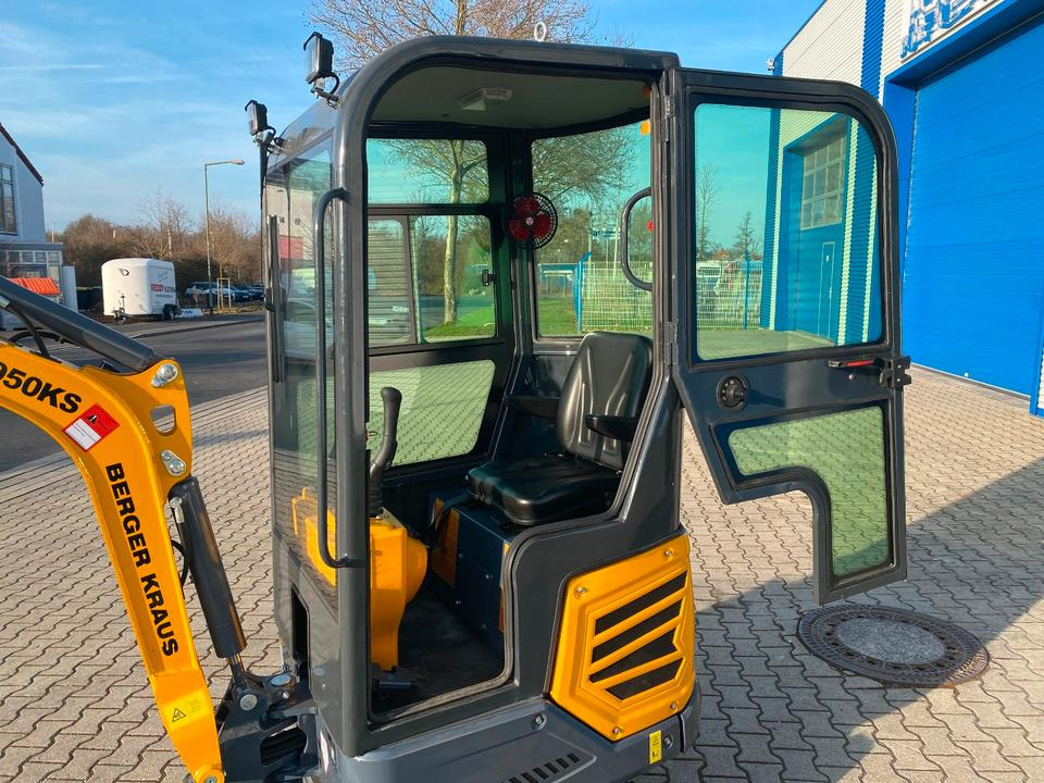 Minibagger BK950KS + Zubehör *INKL.19% MWST*BERGER KRAUS*KABINE*SOFORT!* - Mini excavator: picture 5 Minibagger BK950KS + Zubehör *INKL.19% MWST*BERGER KRAUS*KABINE*SOFORT!* - Mini excavator: picture 5