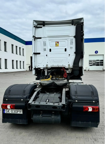 MERCEDES-BENZ Actros 1845 with retarder - Tractor unit: picture 5 MERCEDES-BENZ Actros 1845 with retarder - Tractor unit: picture 5