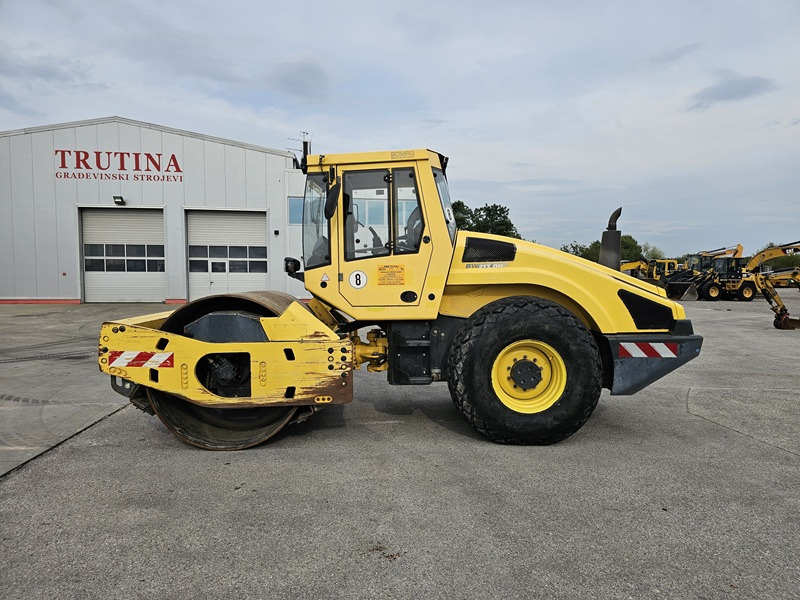 BOMAG BW213DH-4 BVC - Compactor: picture 1 BOMAG BW213DH-4 BVC - Compactor: picture 1