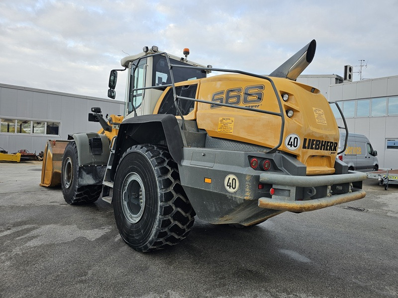 LIEBHERR L566 - Wheel loader: picture 2 LIEBHERR L566 - Wheel loader: picture 2
