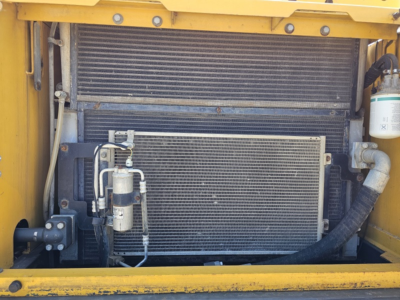 Crawler excavator VOLVO EC240BNLC: picture 16