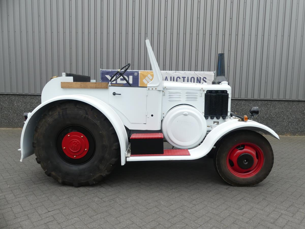 Lanz-Bulldog - Tow tractor: picture 3 Lanz-Bulldog - Tow tractor: picture 3
