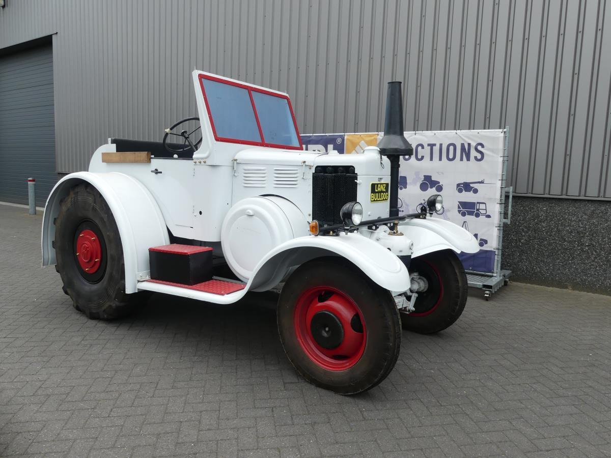 Lanz-Bulldog - Tow tractor: picture 2 Lanz-Bulldog - Tow tractor: picture 2