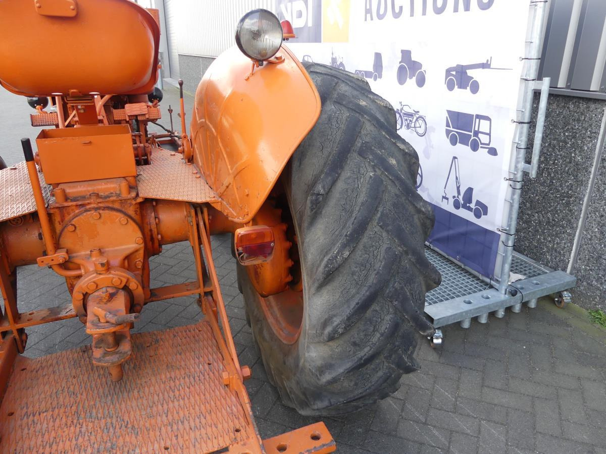 Farm tractor Someca DA50L: picture 6