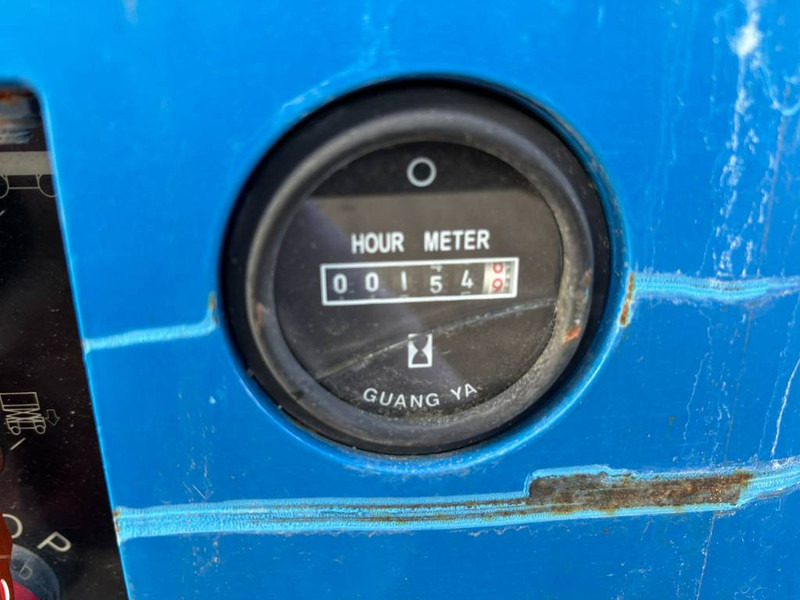 Yamei MS1330 - Scissor lift: picture 5 Yamei MS1330 - Scissor lift: picture 5