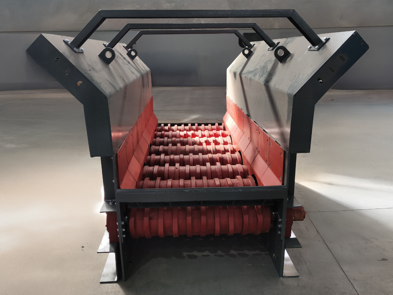 CONSTMACH High-Performance Wobbler Feeder for Continuous Material Flow | Industrial-Grade Feeder System - Mining equipment: picture 3 CONSTMACH High-Performance Wobbler Feeder for Continuous Material Flow | Industrial-Grade Feeder System - Mining equipment: picture 3