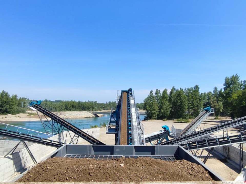 Constmach Stationäre Wasch- und Siebanlagen (Sand-, Kies-, Schotter Wäsche und -siebung) - Screener: picture 5 Constmach Stationäre Wasch- und Siebanlagen (Sand-, Kies-, Schotter Wäsche und -siebung) - Screener: picture 5