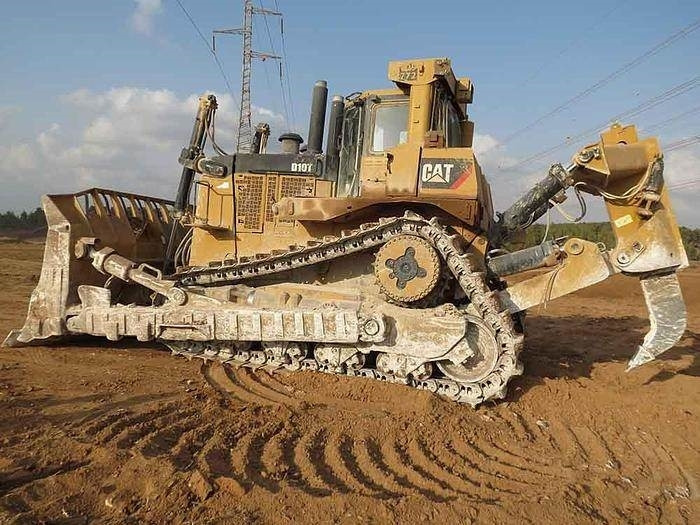 Bulldozer CAT D10 T: picture 6