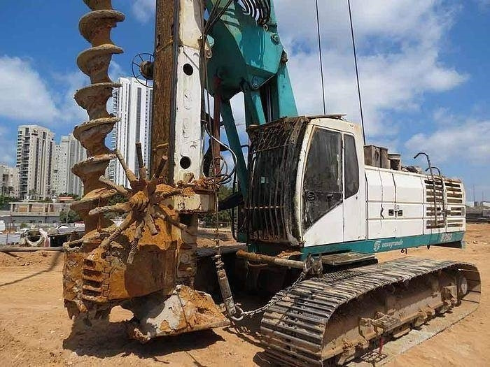 Casagrande B250 - Drilling rig: picture 1 Casagrande B250 - Drilling rig: picture 1