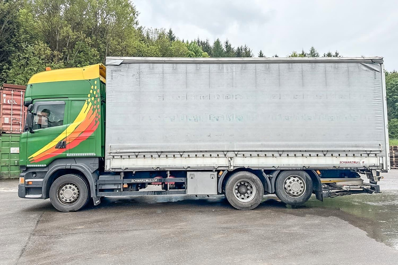 Scania R450 - Curtain side truck: picture 4 Scania R450 - Curtain side truck: picture 4
