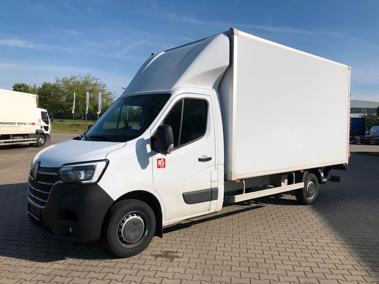 Renault MASTER RED 3.5T*LBW*Klima*4.2m*AUCH MIETE - Closed box van: picture 2 Renault MASTER RED 3.5T*LBW*Klima*4.2m*AUCH MIETE - Closed box van: picture 2