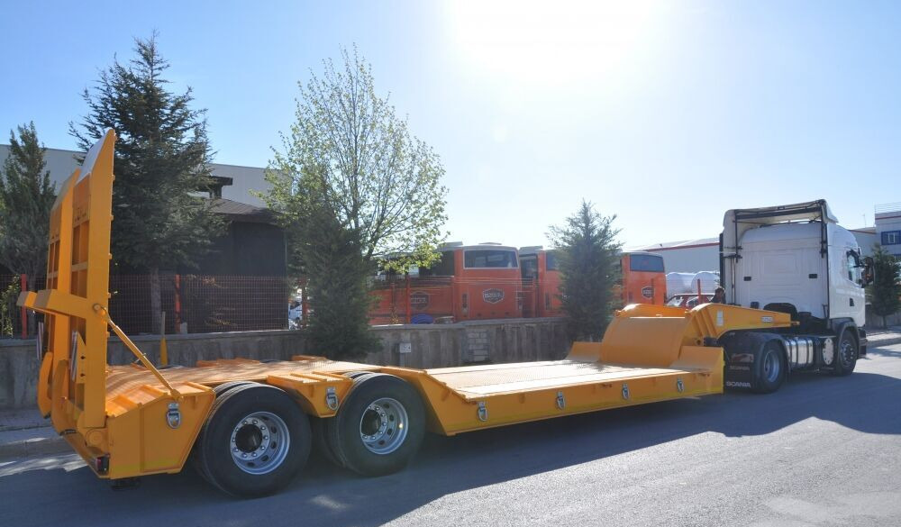 Özgül 2 AXLE LOWBED SEMI TRAILER - Low loader semi-trailer: picture 5 Özgül 2 AXLE LOWBED SEMI TRAILER - Low loader semi-trailer: picture 5