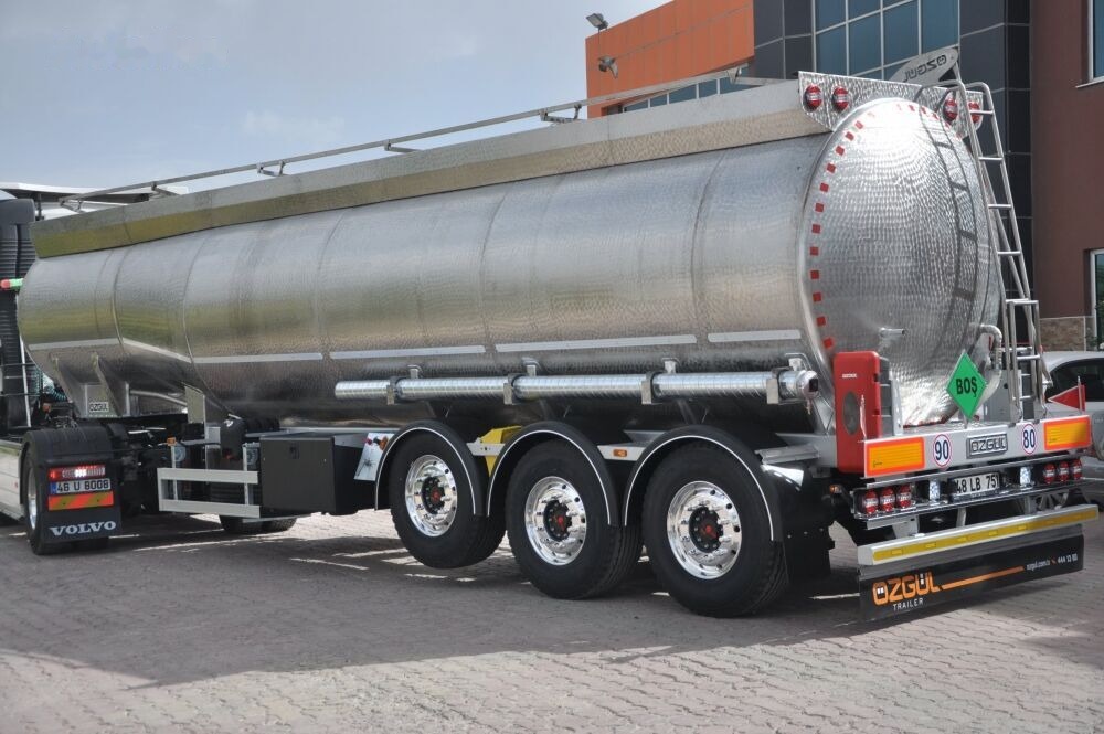 Tanker semi-trailer for transportation of fuel Özgül CHROME TANKER: picture 8