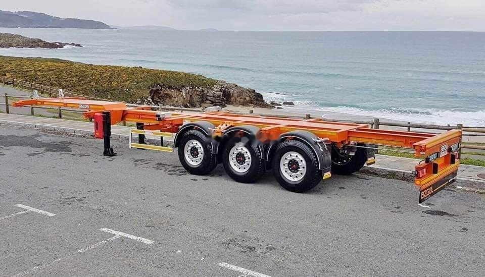 Özgül TELESCOBIC HIGH CUBE CONTAINER CHASSIS - Container transporter/ Swap body semi-trailer: picture 2 Özgül TELESCOBIC HIGH CUBE CONTAINER CHASSIS - Container transporter/ Swap body semi-trailer: picture 2