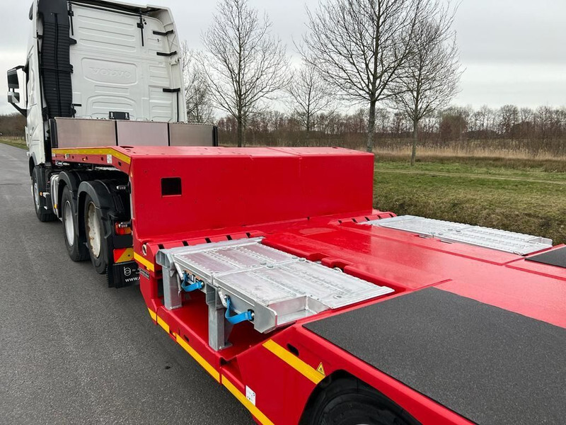 Goldhofer STN-L 4 (245) A RM2 Stepstar - Low loader semi-trailer: picture 5 Goldhofer STN-L 4 (245) A RM2 Stepstar - Low loader semi-trailer: picture 5