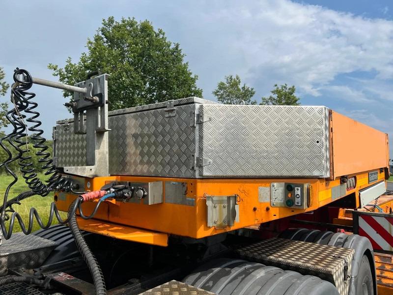Goldhofer STZ VKL3 34/80 A Low Loader - Low loader semi-trailer: picture 5 Goldhofer STZ VKL3 34/80 A Low Loader - Low loader semi-trailer: picture 5