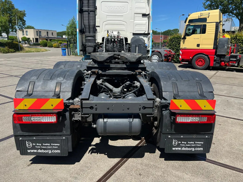 Volvo FH 16.750 6x4 - Tractor unit: picture 5 Volvo FH 16.750 6x4 - Tractor unit: picture 5