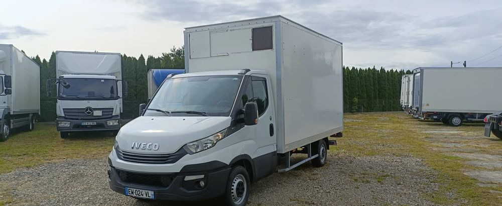Iveco Daily 35S16 - Closed box van: picture 2 Iveco Daily 35S16 - Closed box van: picture 2