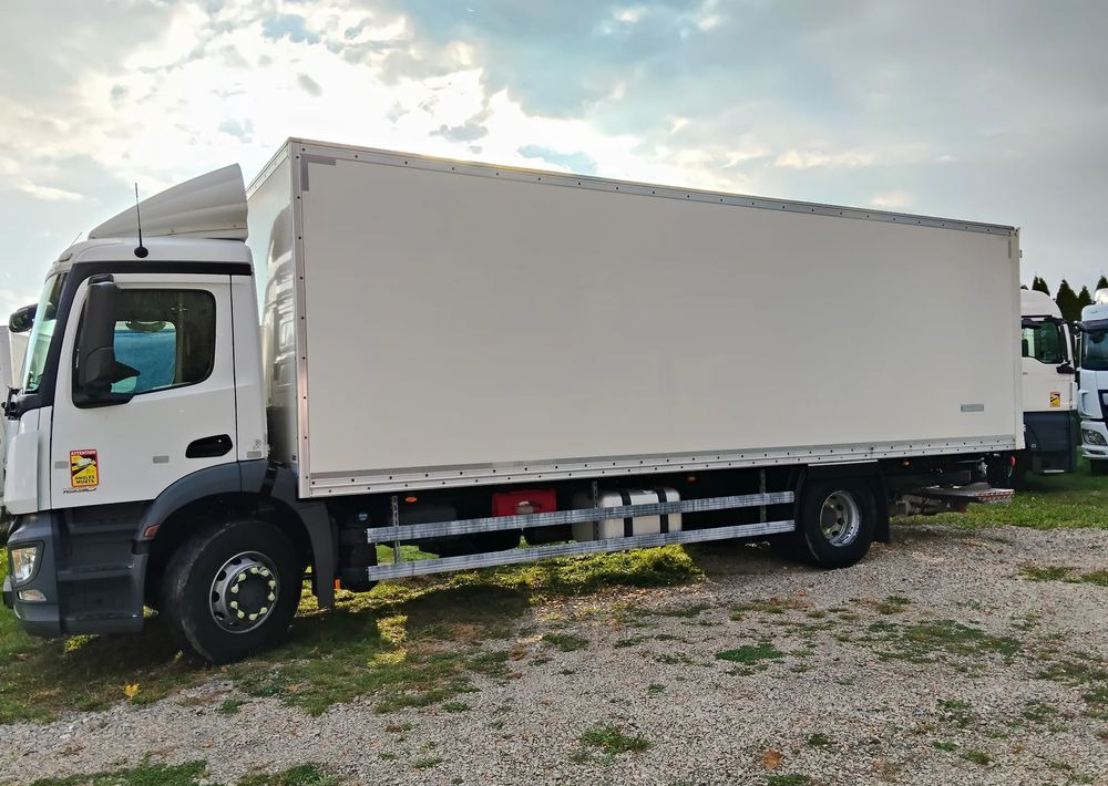 Mercedes-Benz Antos - Refrigerated truck: picture 4 Mercedes-Benz Antos - Refrigerated truck: picture 4