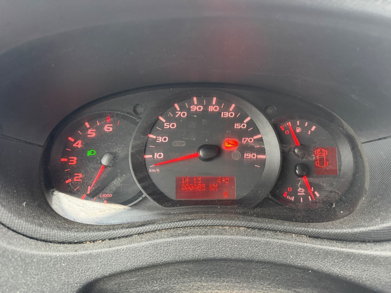 Panel van Renault Master L1H2: picture 13