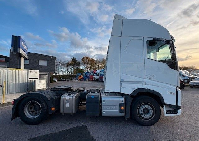 Volvo FH500 4x2T Schubbodenhydraulik - Tractor unit: picture 4 Volvo FH500 4x2T Schubbodenhydraulik - Tractor unit: picture 4