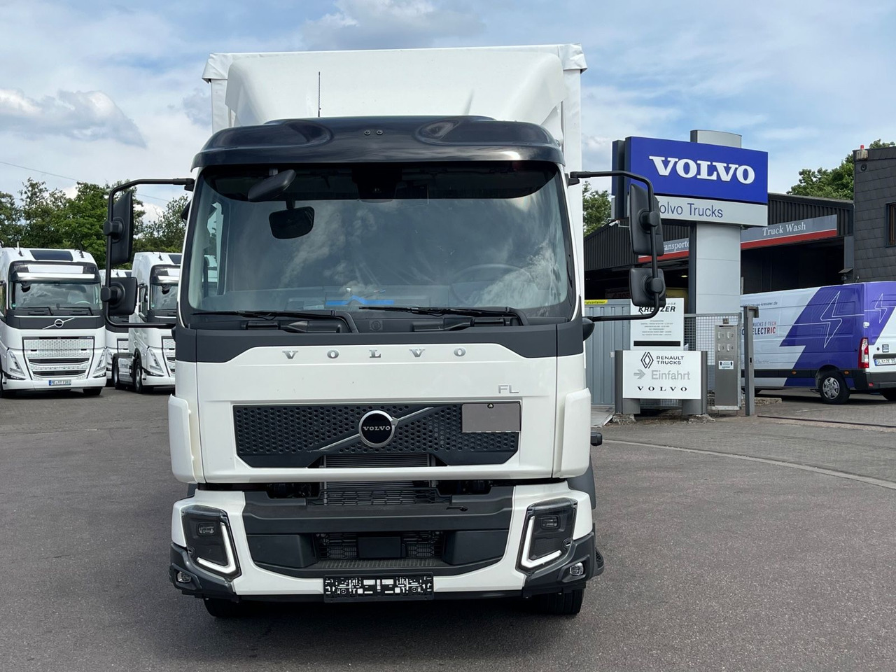 Volvo FL 14.245 Junge Schiebeplanenaufbau LBW - Curtain side truck: picture 2 Volvo FL 14.245 Junge Schiebeplanenaufbau LBW - Curtain side truck: picture 2