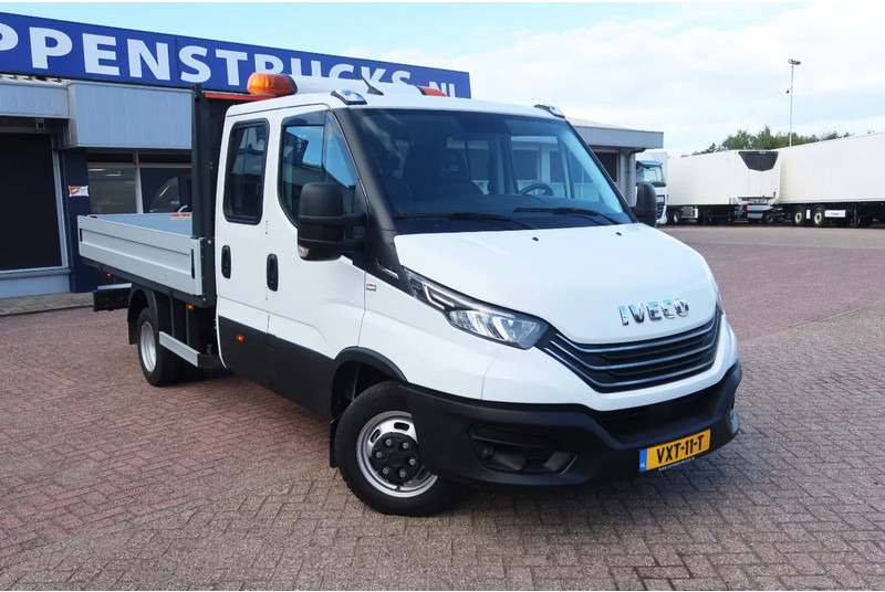 Iveco Daily 35C16 HI Matic Dubbele cabine open 7 persoons uitvoering. Dubbel lucht achter as. 3.0 L motor - Commercial vehicle, Crew cab van: picture 2 Iveco Daily 35C16 HI Matic Dubbele cabine open 7 persoons uitvoering. Dubbel lucht achter as. 3.0 L motor - Commercial vehicle, Crew cab van: picture 2