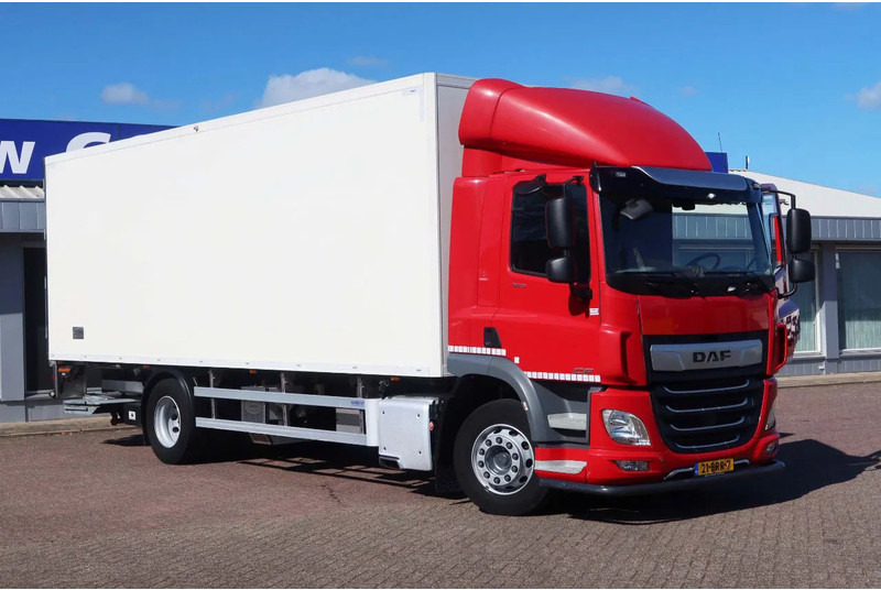 DAF CF 300 Koel/Vries Carrier iceland + Dhollandia 2500KG klep trenn wand - Refrigerated truck: picture 2 DAF CF 300 Koel/Vries Carrier iceland + Dhollandia 2500KG klep trenn wand - Refrigerated truck: picture 2