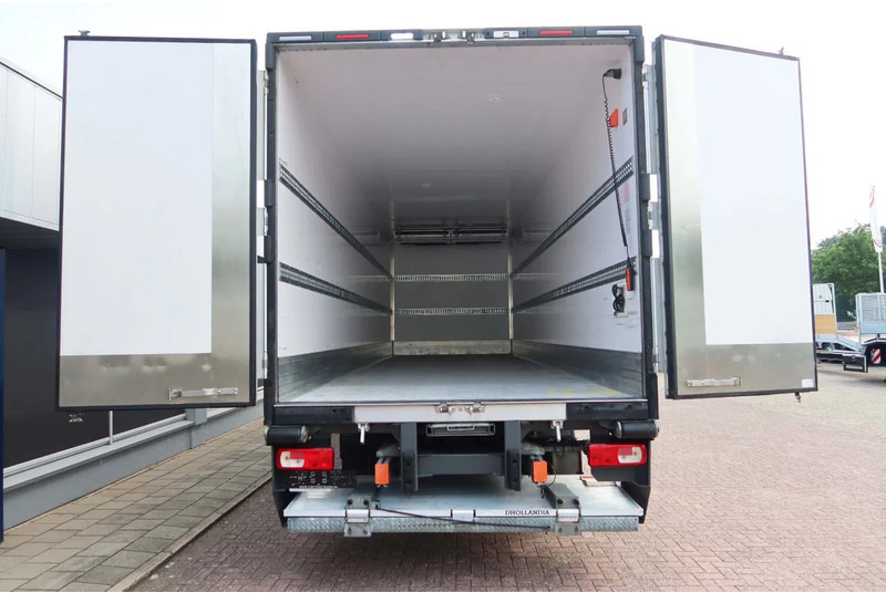 DAF CF 370 KoelVries+Klep FRC 04-2027 Dhollandia 1500 kg - Refrigerated truck: picture 4 DAF CF 370 KoelVries+Klep FRC 04-2027 Dhollandia 1500 kg - Refrigerated truck: picture 4