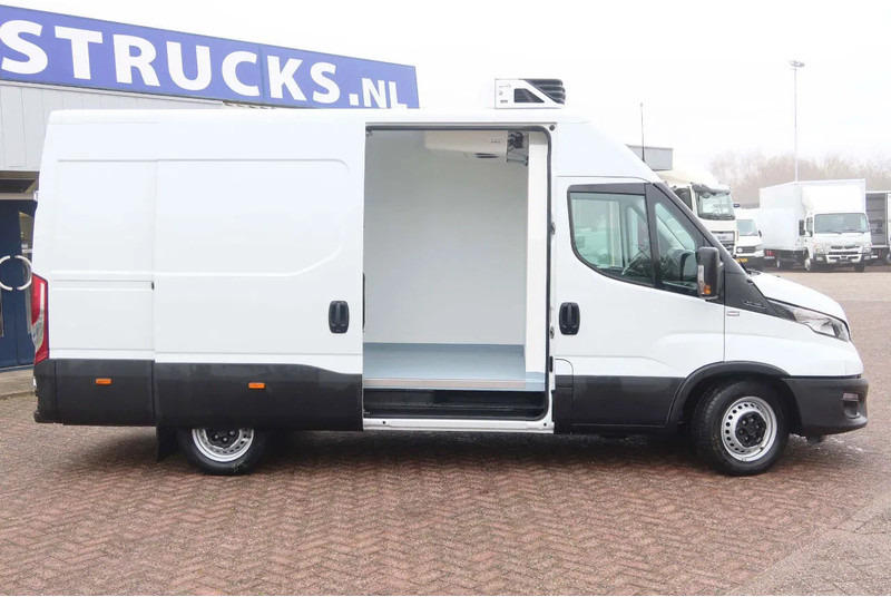 Iveco Daily 35S16 Koelen/vriezen/verwarmen Carrier Xarios 350 + nacht aansluiting 220 volt - Refrigerated delivery van: picture 4 Iveco Daily 35S16 Koelen/vriezen/verwarmen Carrier Xarios 350 + nacht aansluiting 220 volt - Refrigerated delivery van: picture 4