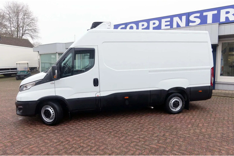 Iveco Daily 35S16 Koelen/vriezen/verwarmen Carrier Xarios 350 + nacht aansluiting 220 volt - Refrigerated delivery van: picture 2 Iveco Daily 35S16 Koelen/vriezen/verwarmen Carrier Xarios 350 + nacht aansluiting 220 volt - Refrigerated delivery van: picture 2