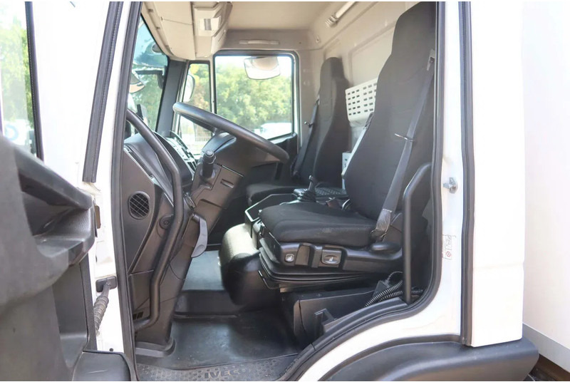 Iveco EuroCargo 120 El 210L Carrier Supra 850 MT Koel/Vries+Klep Bitemp met verplaatsbare wand - Refrigerated truck: picture 5 Iveco EuroCargo 120 El 210L Carrier Supra 850 MT Koel/Vries+Klep Bitemp met verplaatsbare wand - Refrigerated truck: picture 5