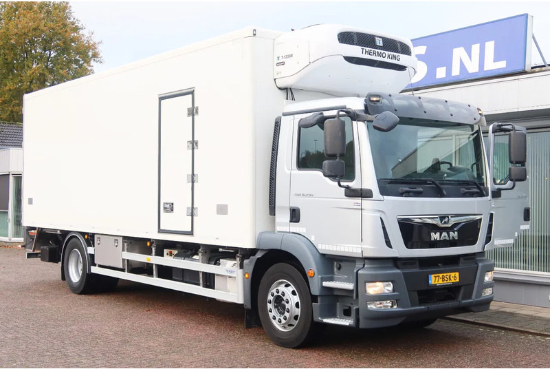 MAN TGM 18.290 Full AIR Thermoking T 1200R Koel/Vries Bi-Temp + Dollandia klep 2500 KG+ extra accu set - Refrigerated truck: picture 2 MAN TGM 18.290 Full AIR Thermoking T 1200R Koel/Vries Bi-Temp + Dollandia klep 2500 KG+ extra accu set - Refrigerated truck: picture 2