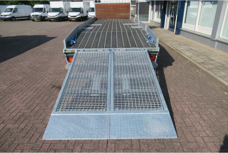MAN TGX 26.460 Machine/auto transporter XLX Intarder - Car transporter truck: picture 4 MAN TGX 26.460 Machine/auto transporter XLX Intarder - Car transporter truck: picture 4