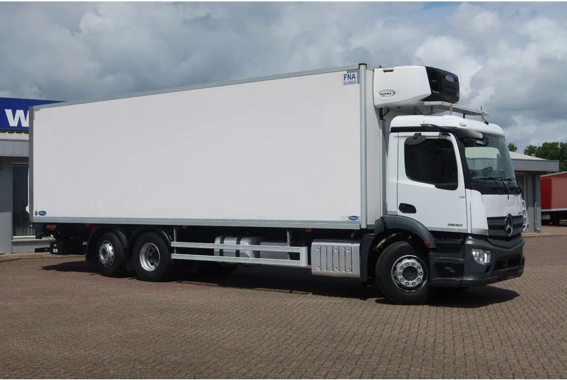 Mercedes-Benz Actros 2530 L Koel/Vries + Laadklep DHollandia 2500kg - Refrigerated truck: picture 2 Mercedes-Benz Actros 2530 L Koel/Vries + Laadklep DHollandia 2500kg - Refrigerated truck: picture 2